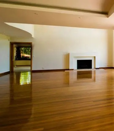 pavimenti effetto legno in resina